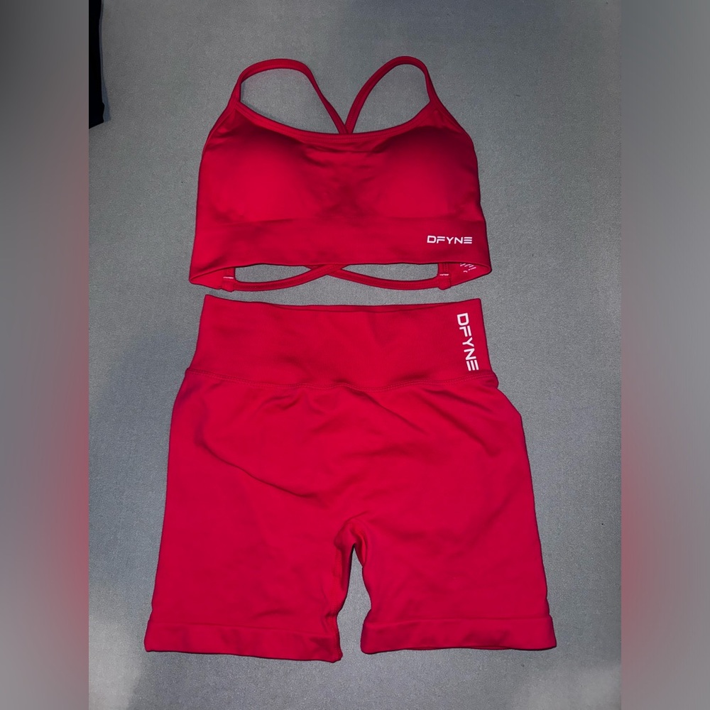 •NEW DFYNE SET